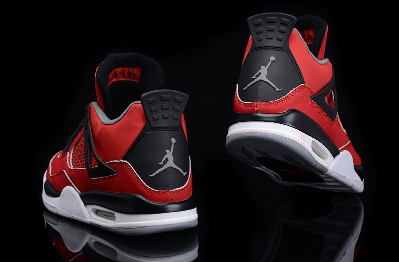 JORDAN 4 x TORO BRAVO